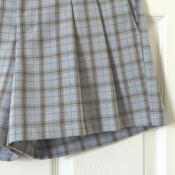 Urban Outfitters Kennedy Preppy Plaid Pleated High Waisted Menswear Shorts M - Picture 9 of 12